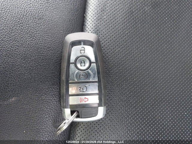 1FMSK8FH0NGB16159 Ford Explorer Limited