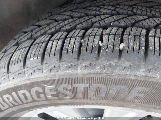 1FMSK8FH0NGB16159 Ford Explorer Limited