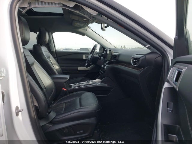 1FMSK8FH0NGB16159 Ford Explorer Limited