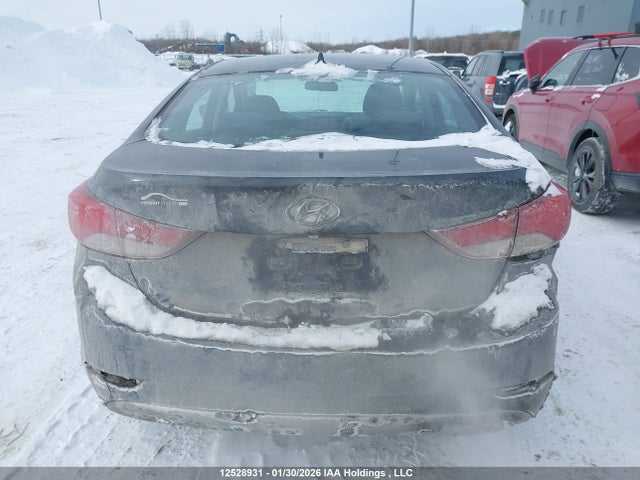 KMHDH4AH4FU238212 Hyundai Elantra Gls