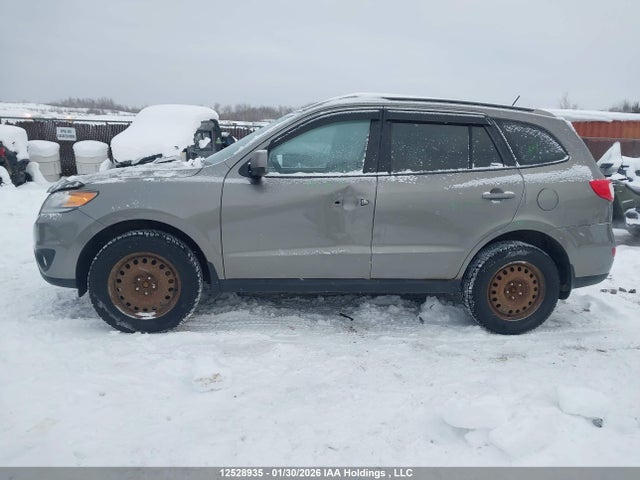 12528935 :رقم المزاد ، 5XYZGDAB8CG147448 vin ، 2012 Hyundai Santa Fe مزاد بيع