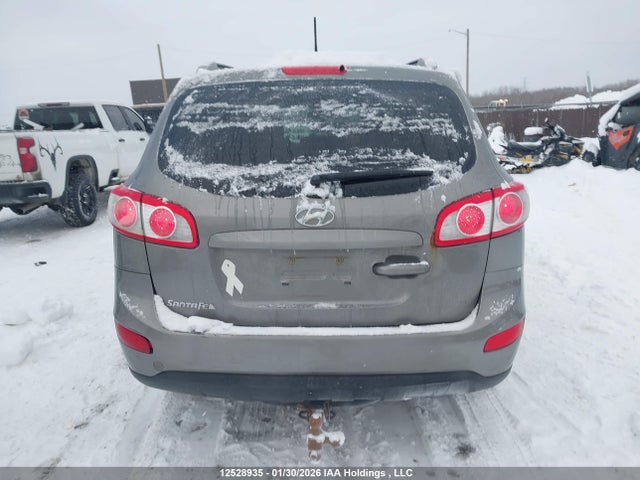 12528935 :رقم المزاد ، 5XYZGDAB8CG147448 vin ، 2012 Hyundai Santa Fe مزاد بيع