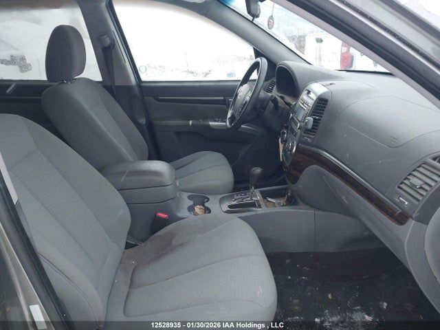 12528935 :رقم المزاد ، 5XYZGDAB8CG147448 vin ، 2012 Hyundai Santa Fe مزاد بيع