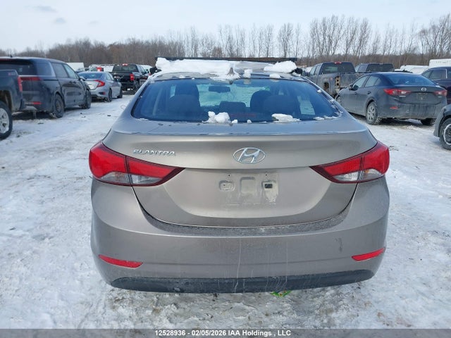 5NPDH4AE6FH623842 Hyundai ELANTRA GL
