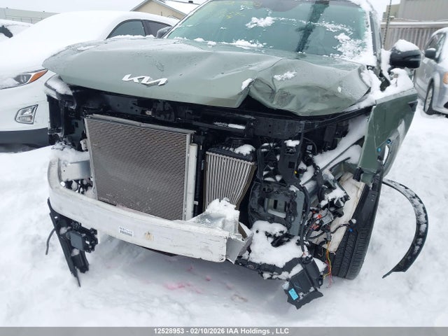 5XYRKDJFXRG286104 KIA Sorento