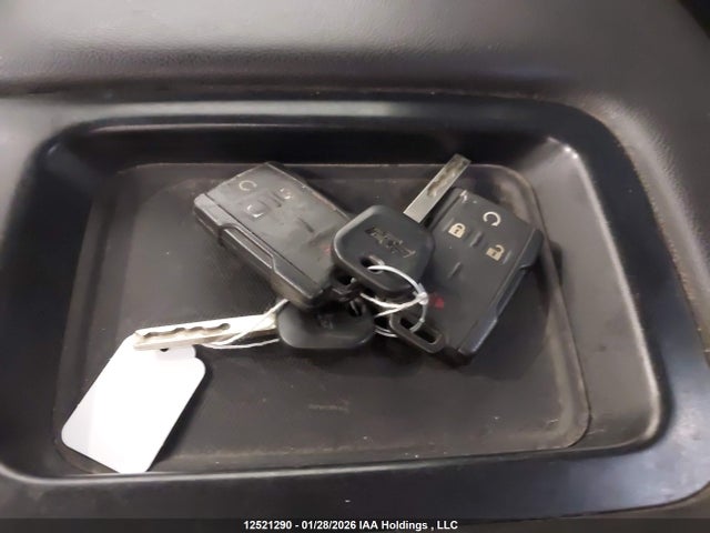 3GCUKREH0FG488367 Chevrolet Silverado 1500 1lt/2lt