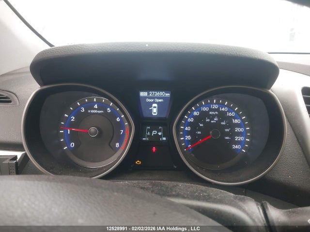 KMHD25LH5EU205576 Hyundai Elantra Gt Gl