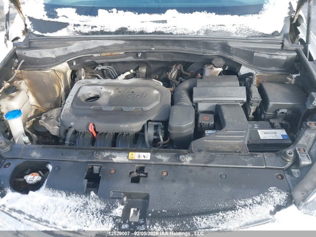 5XYZUDLB5HG392818 Hyundai Santa Fe Sport 2.4 Se