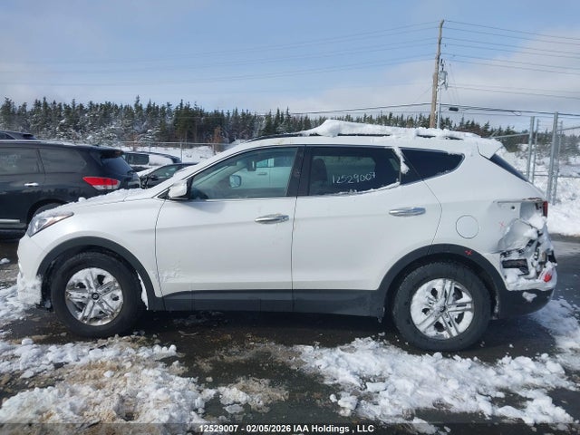 5XYZUDLB5HG392818 Hyundai Santa Fe Sport 2.4 Se