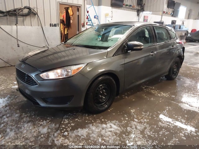 1FADP3K23JL318083 Ford FOCUS SE
