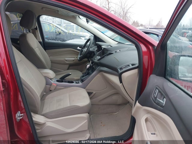 1FMCU9G9XEUD82673 Ford Escape