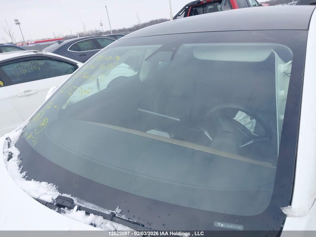 5YJ3E1EB0NF117987 Tesla Model 3 Long Range