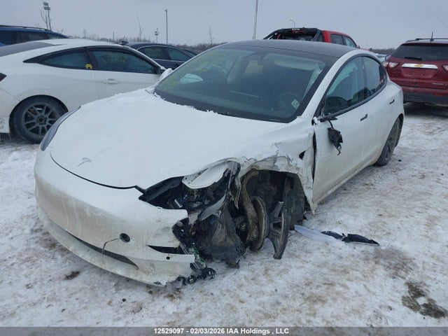 5YJ3E1EB0NF117987 Tesla Model 3 Long Range
