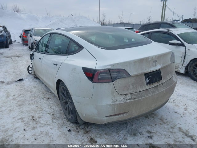 5YJ3E1EB0NF117987 Tesla Model 3 Long Range