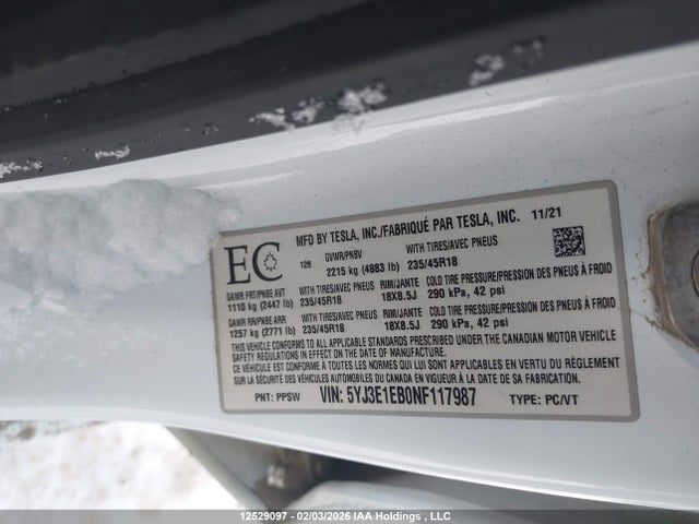 5YJ3E1EB0NF117987 Tesla Model 3 Long Range