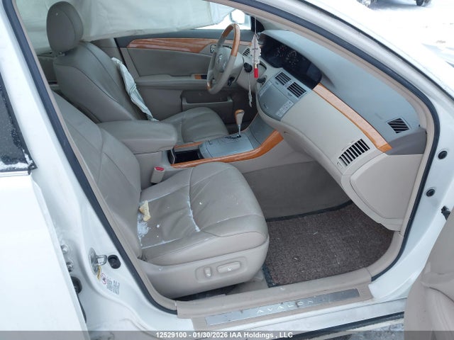 12529100 :رقم المزاد ، 4T1BK36B55U018342 vin ، 2005 Toyota Avalon Xl/xls/touring/limited مزاد بيع