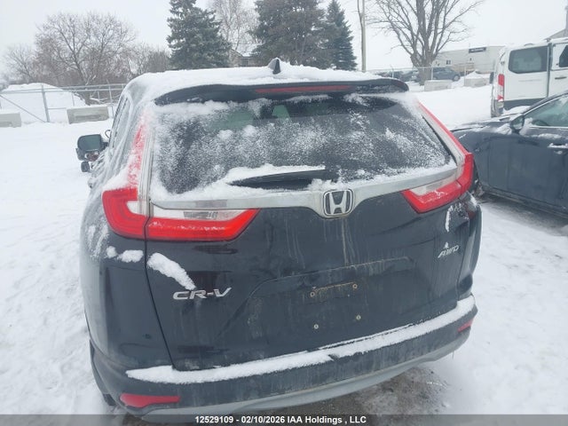 2HKRW2H26JH128058 Honda CR-V LX
