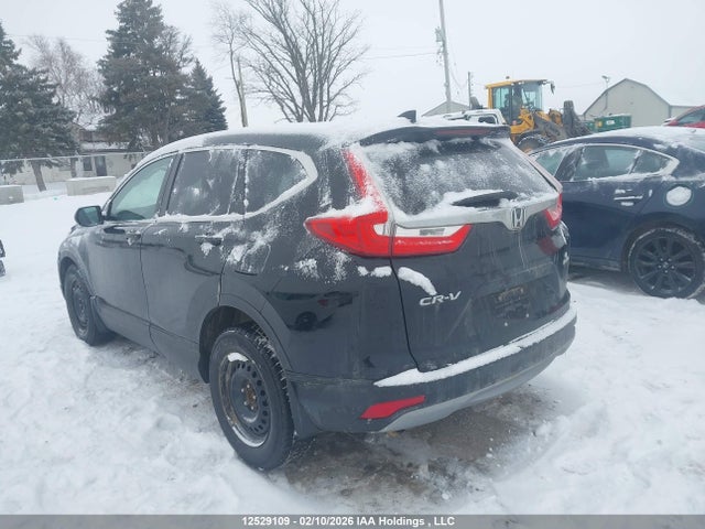 2HKRW2H26JH128058 Honda CR-V LX