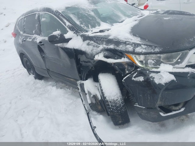 2HKRW2H26JH128058 Honda CR-V LX