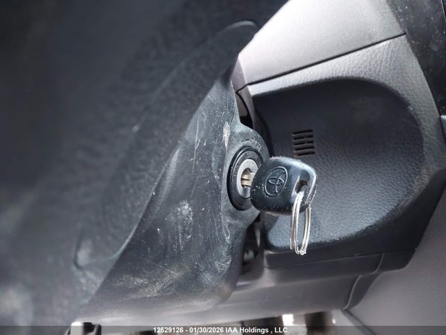 2T1BURHE4GC716692 Toyota COROLLA CE