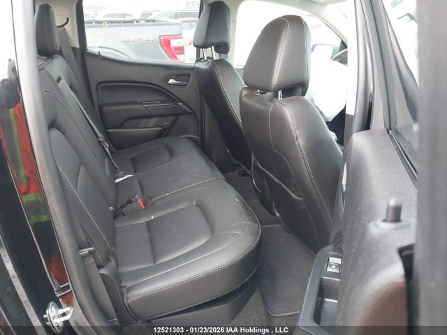 1GTP6DE13H1177377 GMC CANYON SLT