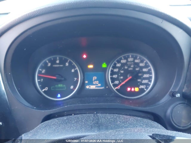 JA4AZ2A30JZ607800 Mitsubishi Outlander Es