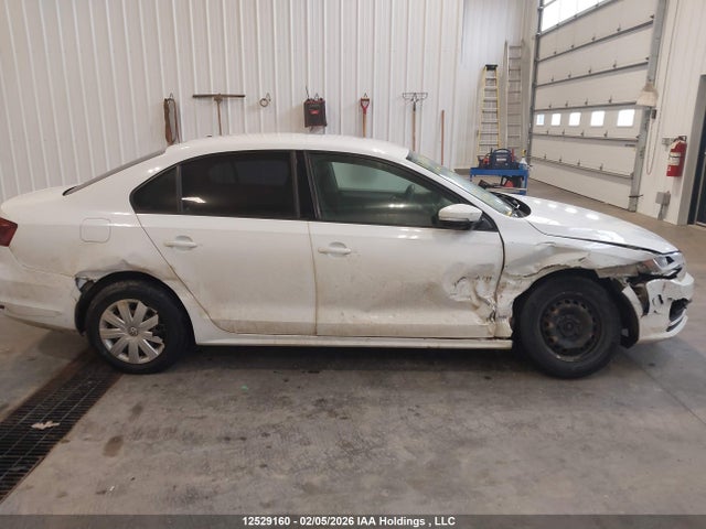 3VW267AJ0GM230536 Volkswagen Jetta Tsi