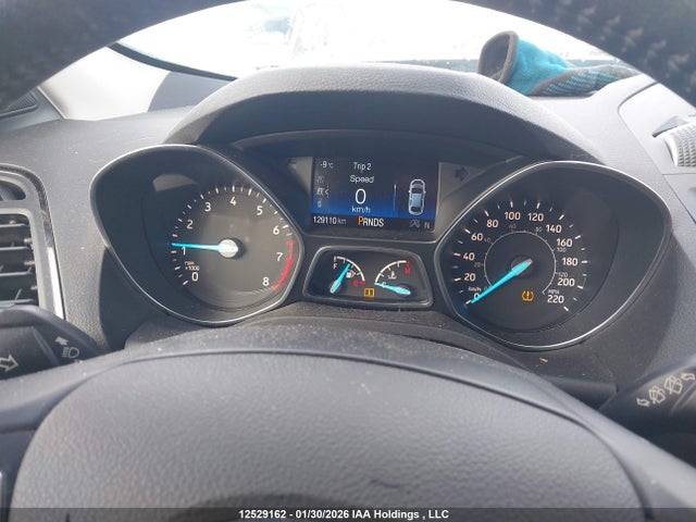 1FMCU9J98JUA38066 Ford Escape Titanium