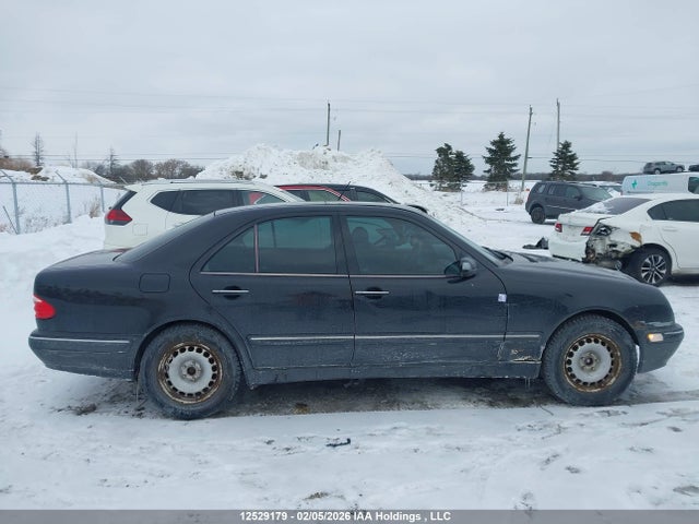 12529179 :رقم المزاد ، WDBJF82J3YX032983 vin ، 2000 Mercedes-benz E 320 4matic مزاد بيع