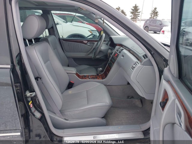 12529179 :رقم المزاد ، WDBJF82J3YX032983 vin ، 2000 Mercedes-benz E 320 4matic مزاد بيع