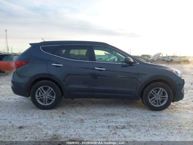 5XYZTDLB9JG525251 Hyundai Santa Fe Sport 2.4 Base