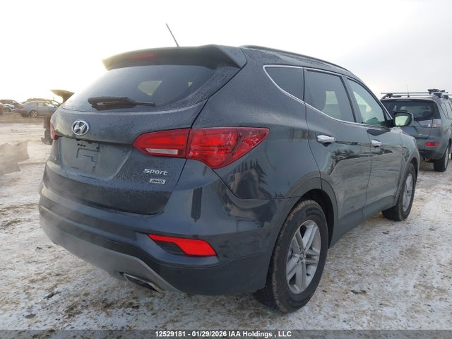 5XYZTDLB9JG525251 Hyundai Santa Fe Sport 2.4 Base