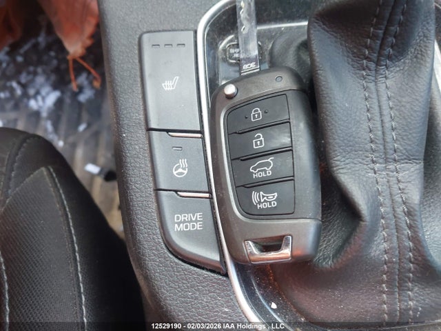 KMHH35LE3JU026144 Hyundai ELANTRA GT