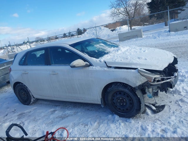 KMHH35LE3JU026144 Hyundai ELANTRA GT