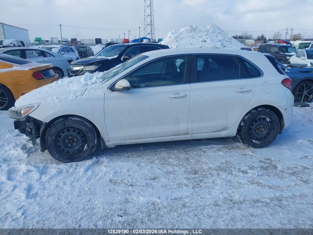 KMHH35LE3JU026144 Hyundai ELANTRA GT