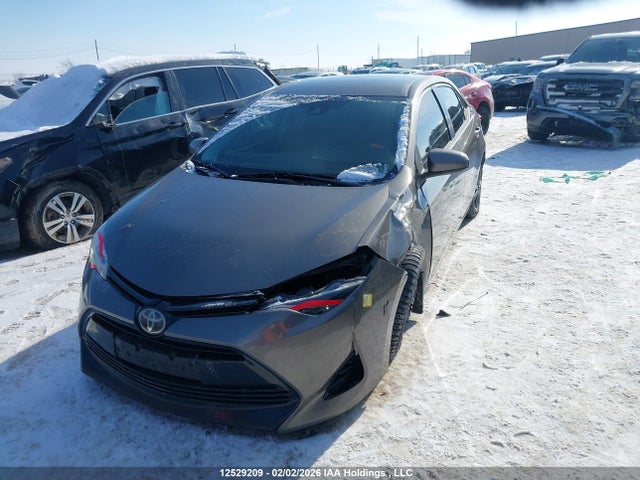 2T1BURHE4JC993849 Toyota COROLLA LE