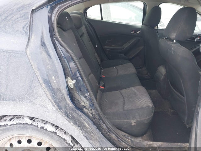 3MZBM1V74FM148177 Mazda 3 TOURING