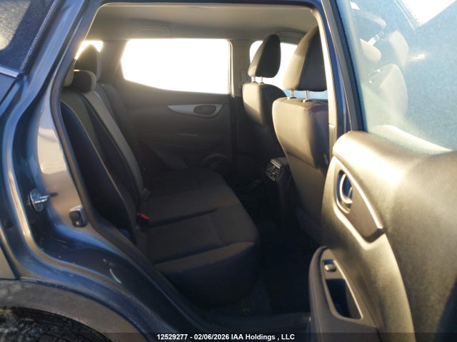 JN1BJ1CR5JW286712 Nissan Rogue Sport S/sv/sl
