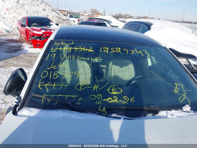 3VWE57BU9KM018509 Volkswagen Jetta