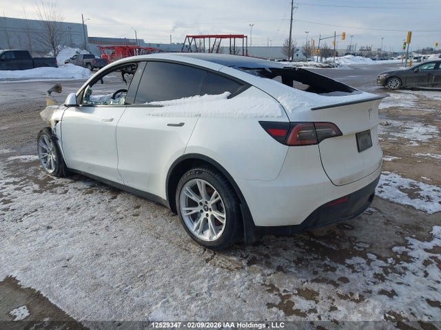 7SAYGDEE9PF763093 Tesla Model Y