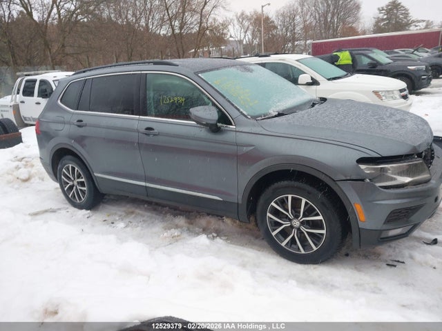 12529379 :رقم المزاد ، 3VV2B7AX4LM028748 vin ، 2020 Volkswagen Tiguan مزاد بيع