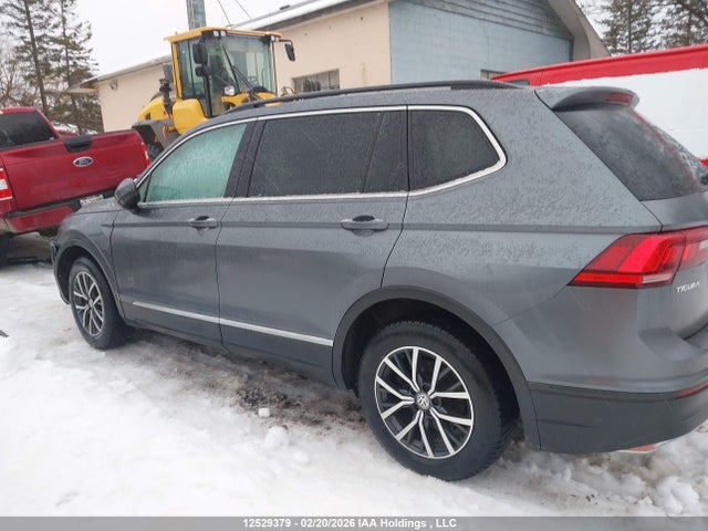 12529379 :رقم المزاد ، 3VV2B7AX4LM028748 vin ، 2020 Volkswagen Tiguan مزاد بيع