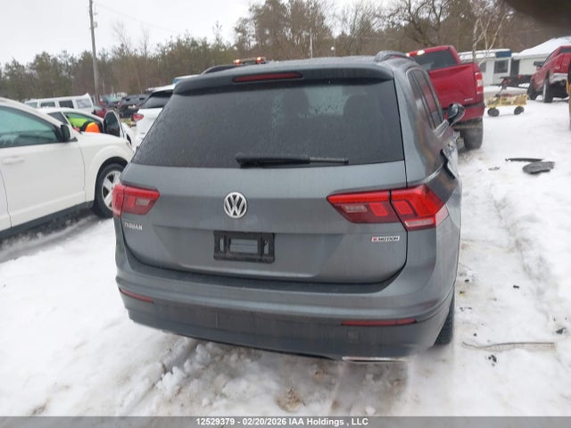 12529379 :رقم المزاد ، 3VV2B7AX4LM028748 vin ، 2020 Volkswagen Tiguan مزاد بيع