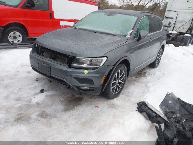12529379 :رقم المزاد ، 3VV2B7AX4LM028748 vin ، 2020 Volkswagen Tiguan مزاد بيع