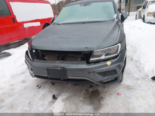 12529379 :رقم المزاد ، 3VV2B7AX4LM028748 vin ، 2020 Volkswagen Tiguan مزاد بيع