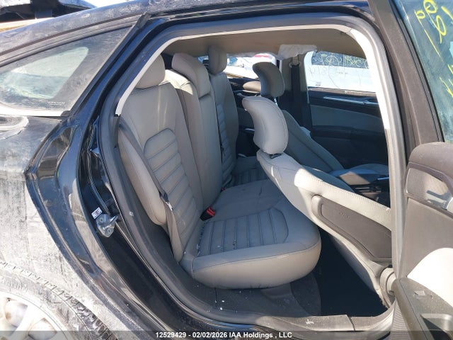 1FA6P0G7XF5126814 Ford FUSION S