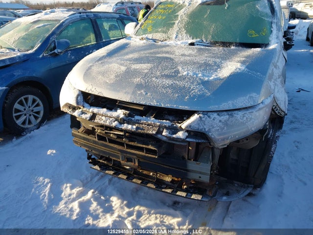 Mitsubishi Outlander 2019 JA4AZ2A39KZ604363 Image 13