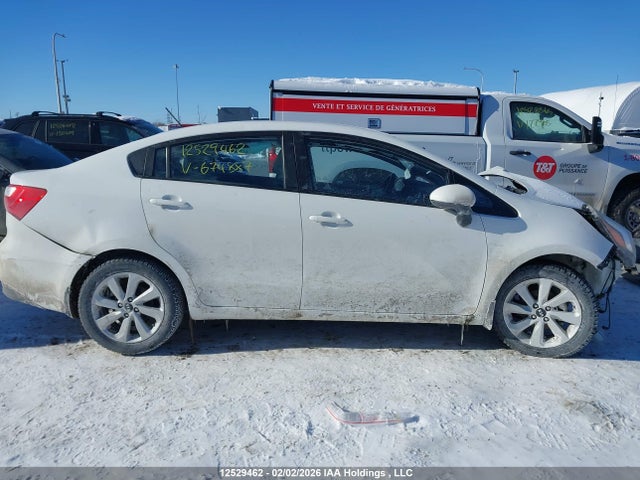 KIA Rio 2016 KNADN4A38G6674887 Image 14