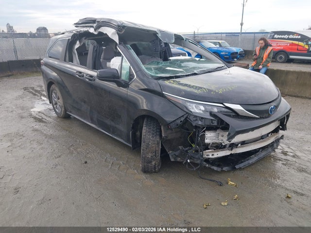 12529490 :رقم المزاد ، 5TDGSKFCXSS224933 vin ، 2025 Toyota Sienna Le 8-passenger مزاد بيع