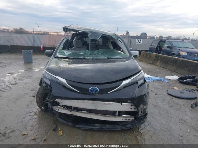 2025 Toyota Sienna Le 8-passenger მანქანა იყიდება აუქციონზე, vin: 5TDGSKFCXSS224933, აუქციონის ნომერი: 12529490